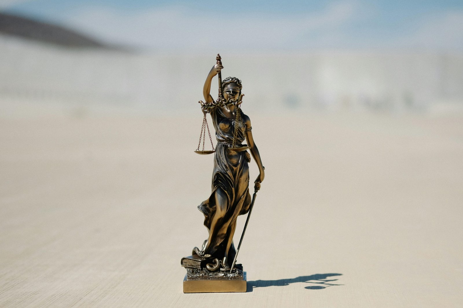 symbole-avocat-saint nazaire